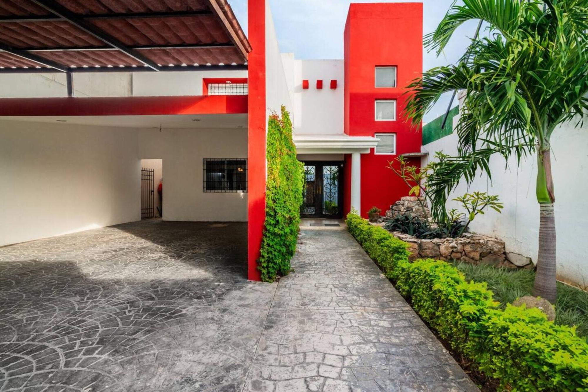 Villa Moderna Con Alberca, Gimnasio Y Cochera Mérida Kültér fotó