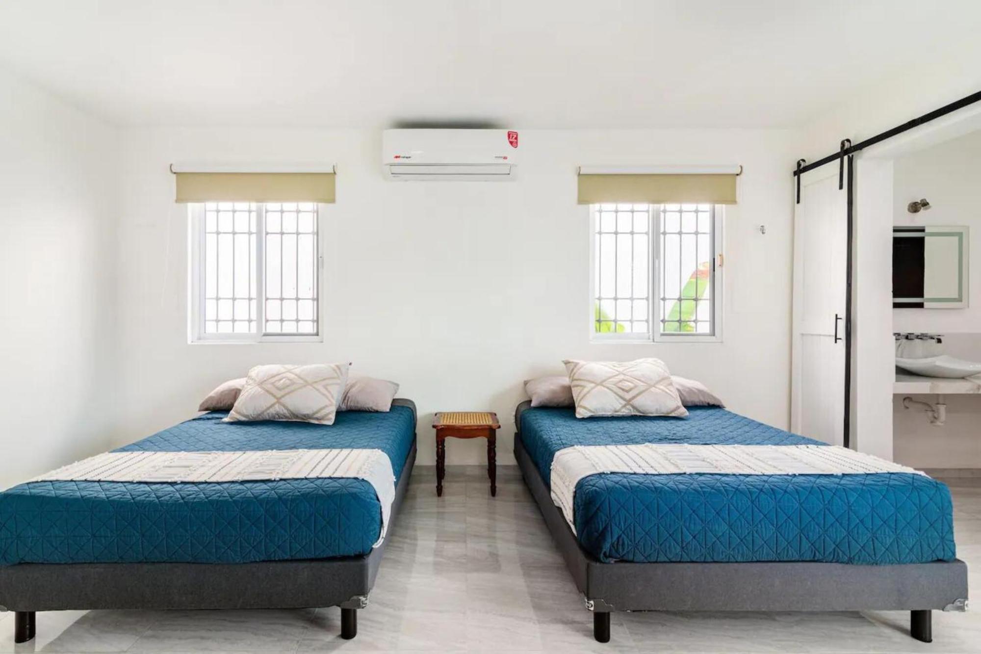 Villa Moderna Con Alberca, Gimnasio Y Cochera Mérida Kültér fotó