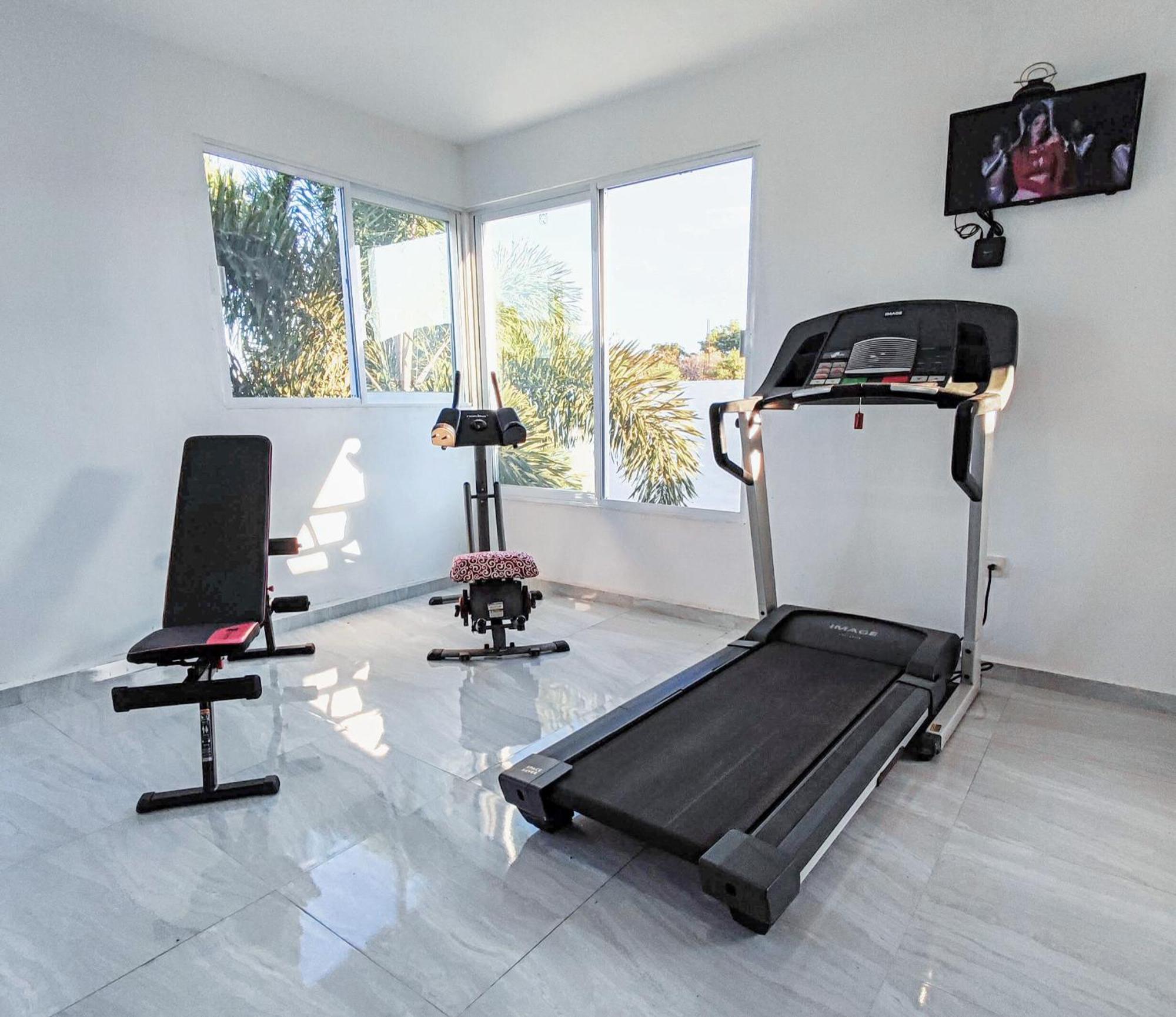 Villa Moderna Con Alberca, Gimnasio Y Cochera Mérida Kültér fotó